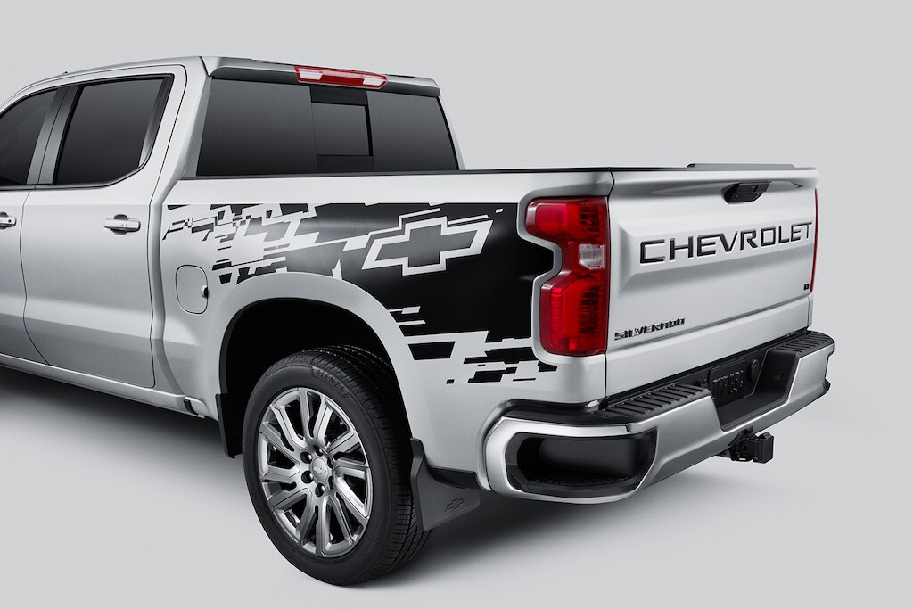 Decal lateral para caja en negro con emblema Chevrolet para Cheyenne ZR2 BISON 2025