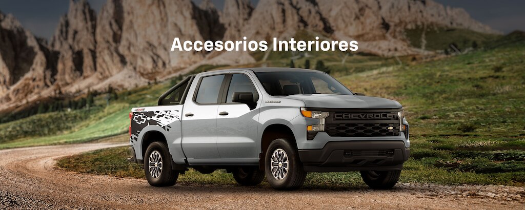 Catálogo de accesorios para el interior de tu camioneta de trabajo Chevrolet Silverado Turbo 2025